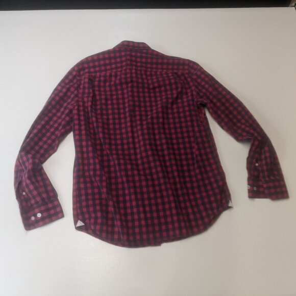 Gap Size Large Blue and Red Checkered Long Sleeved Button Down - Picture 7 of 16